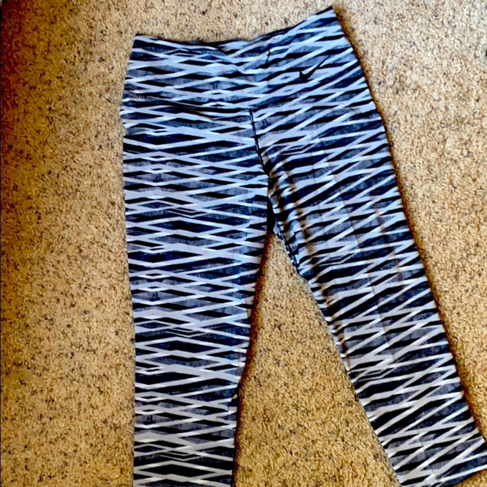 Nike Capri Leggings